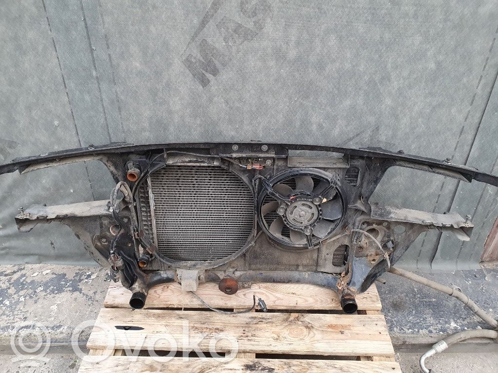 Radiator support slam panel bracket   4B0010157D,4B0010157D