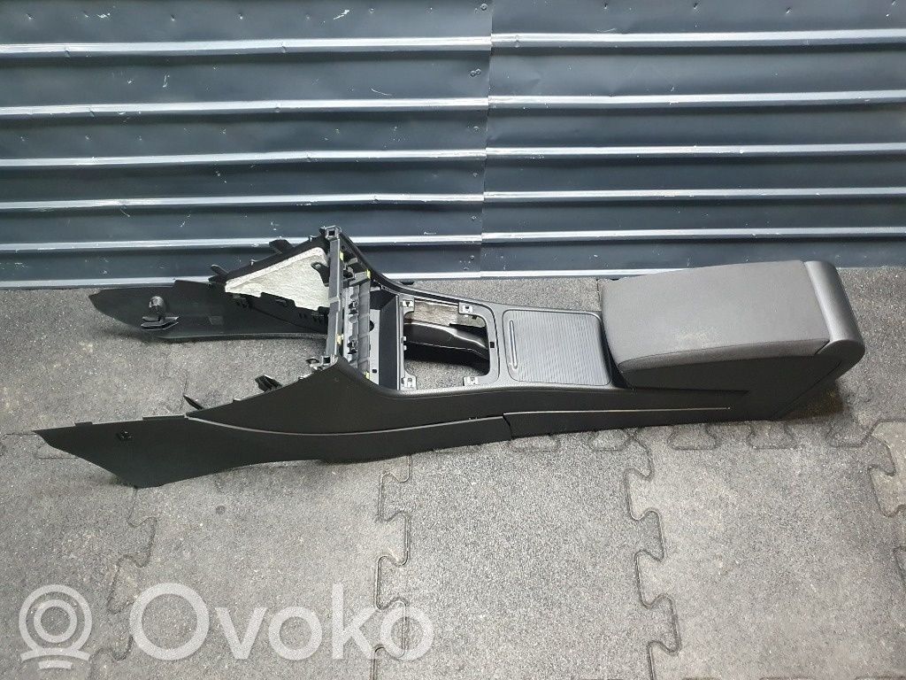 Volkswagen PASSAT B6 Tunel środkowy 