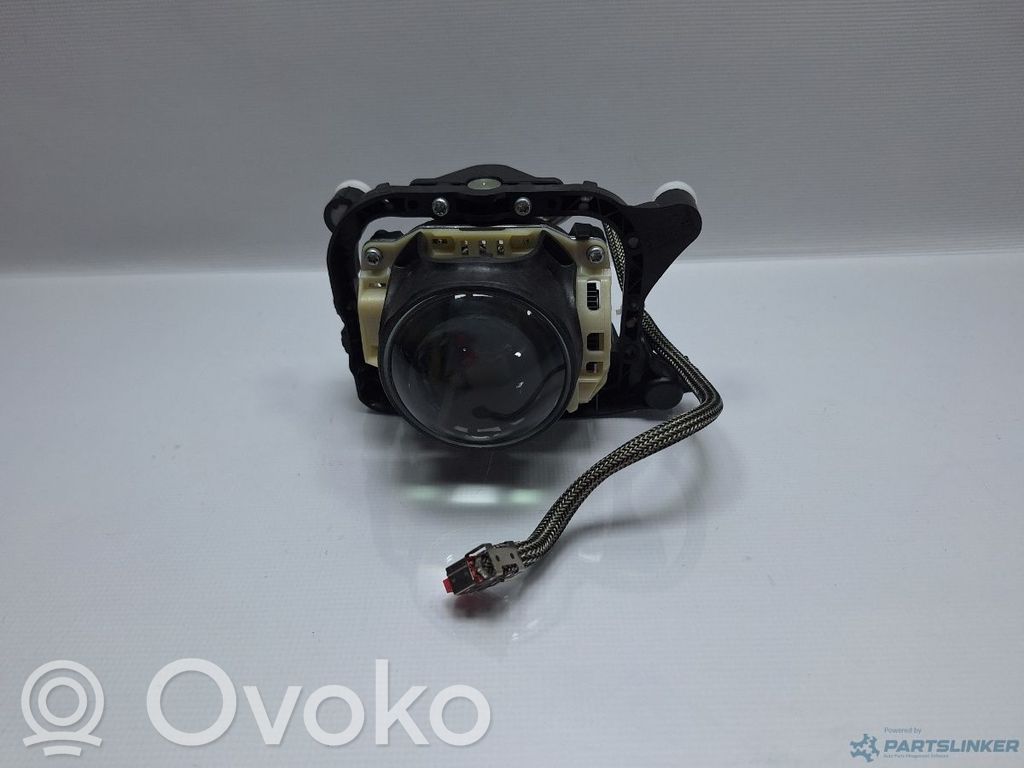 Volkswagen PASSAT B7 Headlight part 