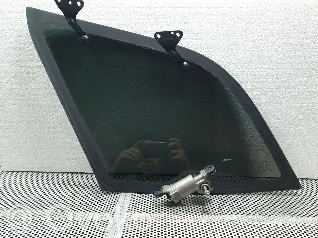 Mercedes-Benz ML W163 Szyba karoseryjna tylna 