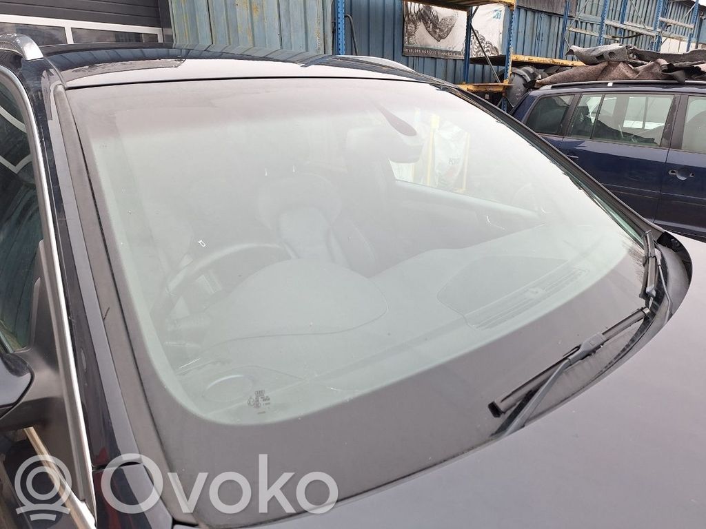Audi Q5 SQ5 8R Front windscreen/windshield window 