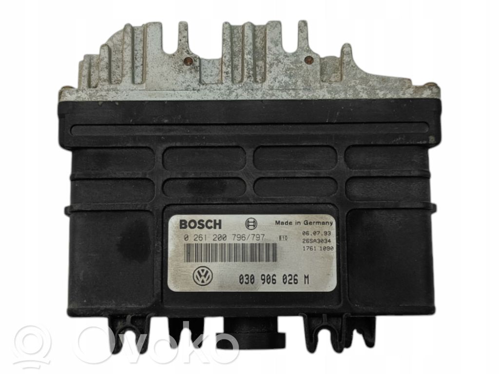 Volkswagen Polo II 86C 2F Engine control unit/module 