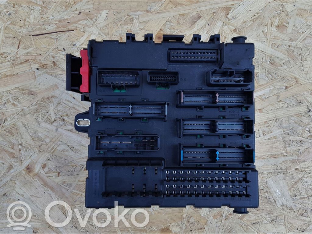 Opel Vectra C Fuse module 