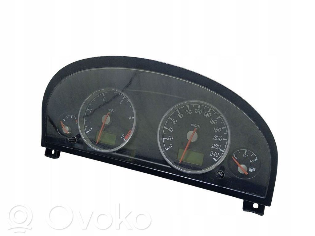 Ford Mondeo Mk III Speedometer (instrument cluster) 