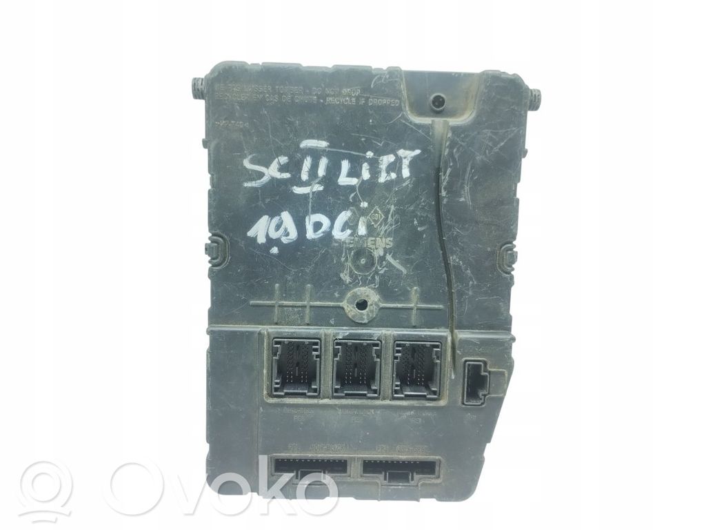 Renault Megane II Central body control module 