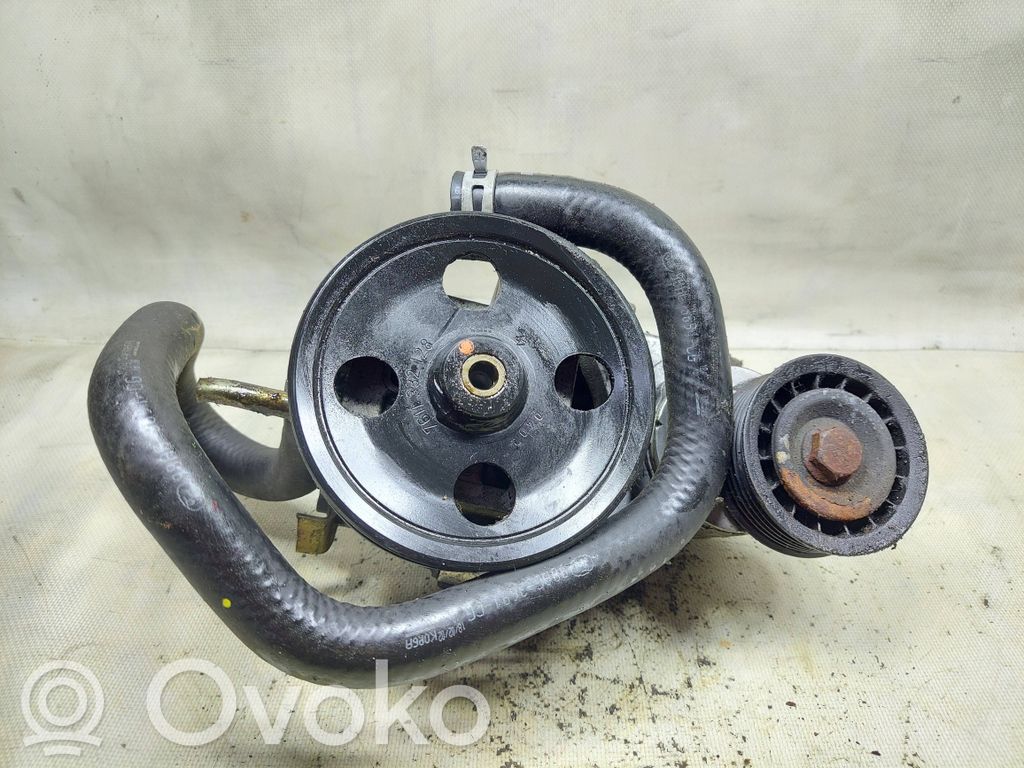 Vairo stiprintuvo siurblys   2S413A696AA