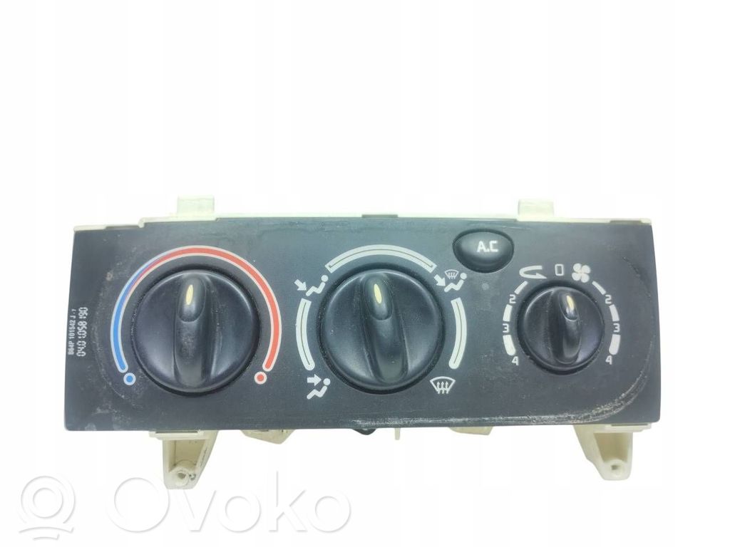 Renault Megane I Climate control unit 
