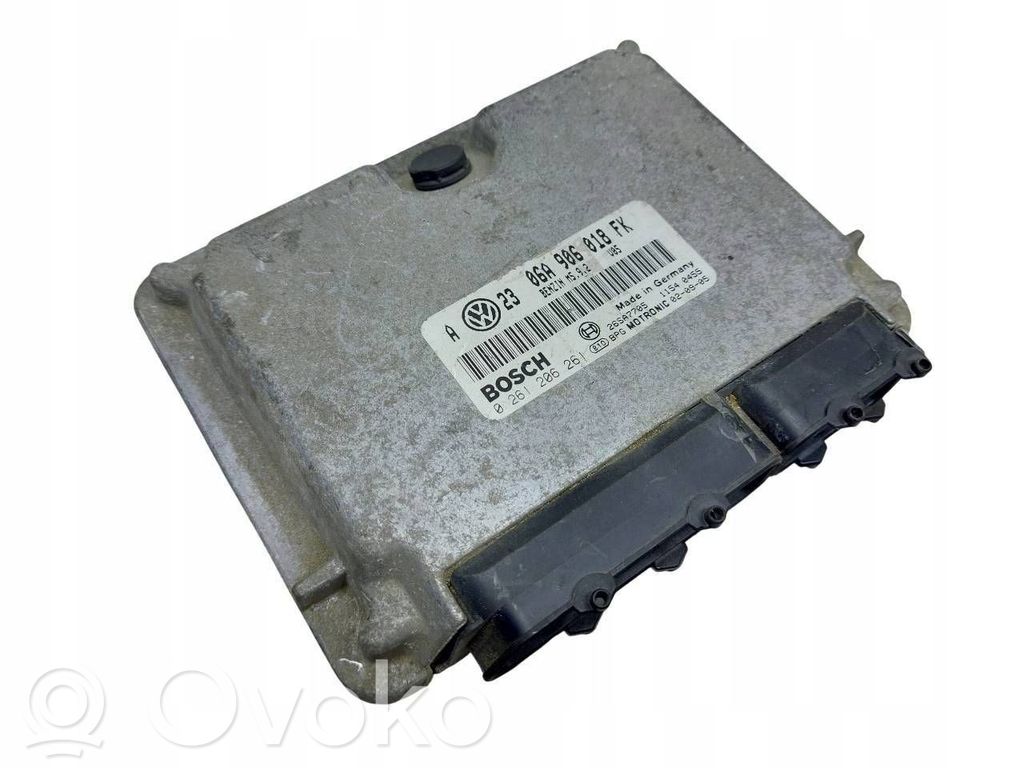 Engine control unit/module   06A906018FK,26SA7705,0261206261