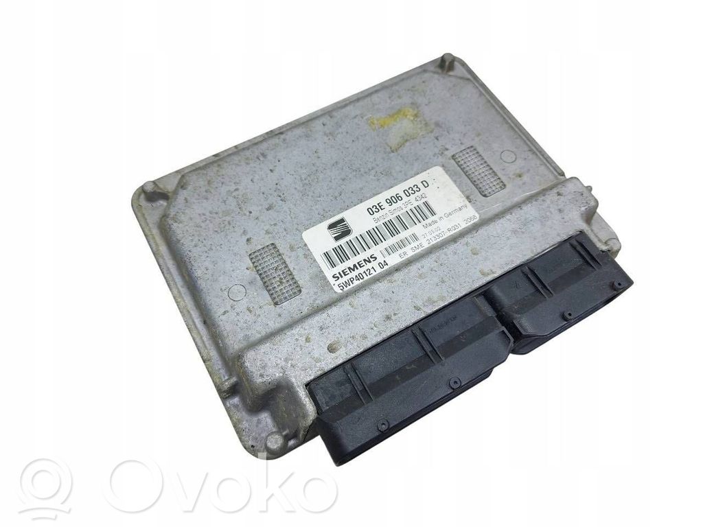 Engine control unit/module   03E906033D,5WP4012104