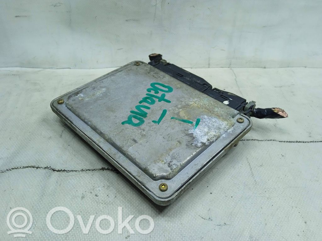 Engine control unit/module   06A906018DJ,0261206144