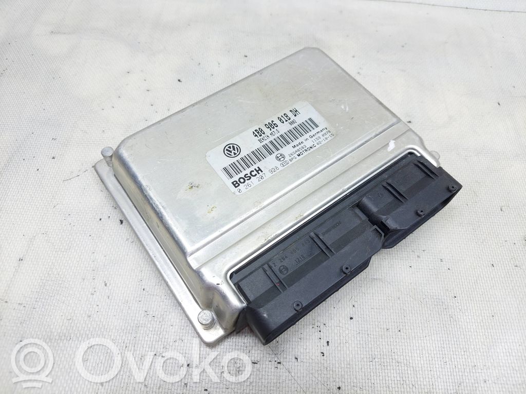 Engine control unit/module   4B0906018DH,0261207928