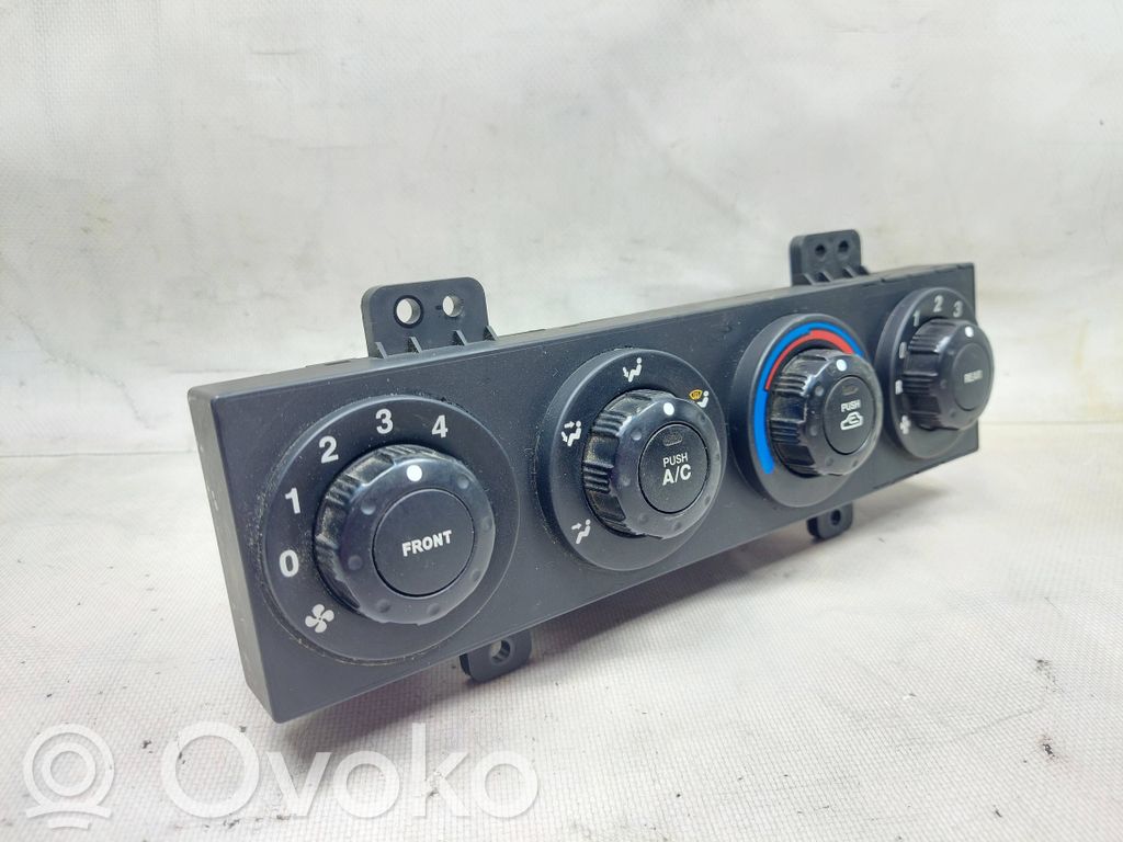 KIA Carnival Climate control unit 