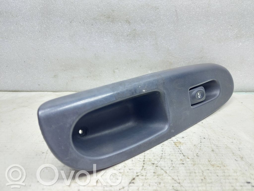 Renault Clio II Schalter el. Fensterheber 
