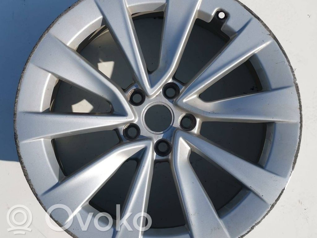 R19-alumiinivanne   104426400A