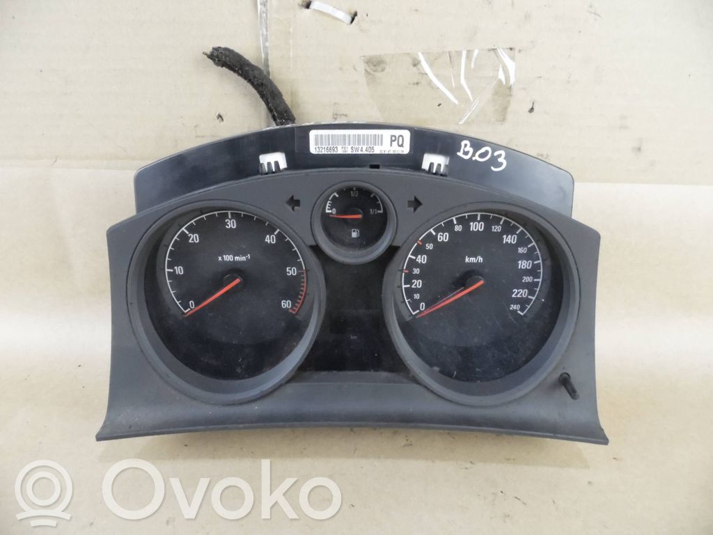 Opel Astra H Speedometer (instrument cluster) 