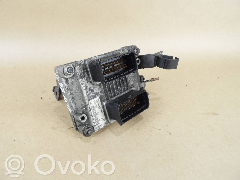 Alfa Romeo 147 Engine control unit/module 