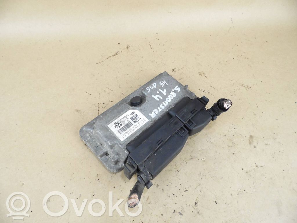 Engine control unit/module   03C906024,63236GR5G
