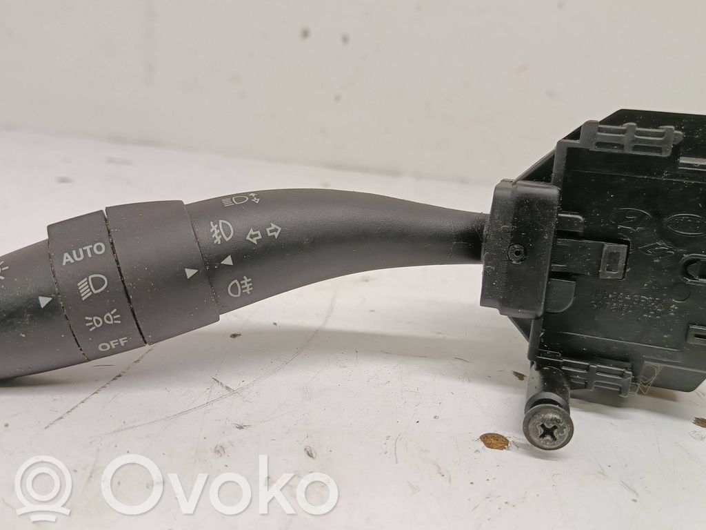 Hyundai i30 Palanca de intermitentes 