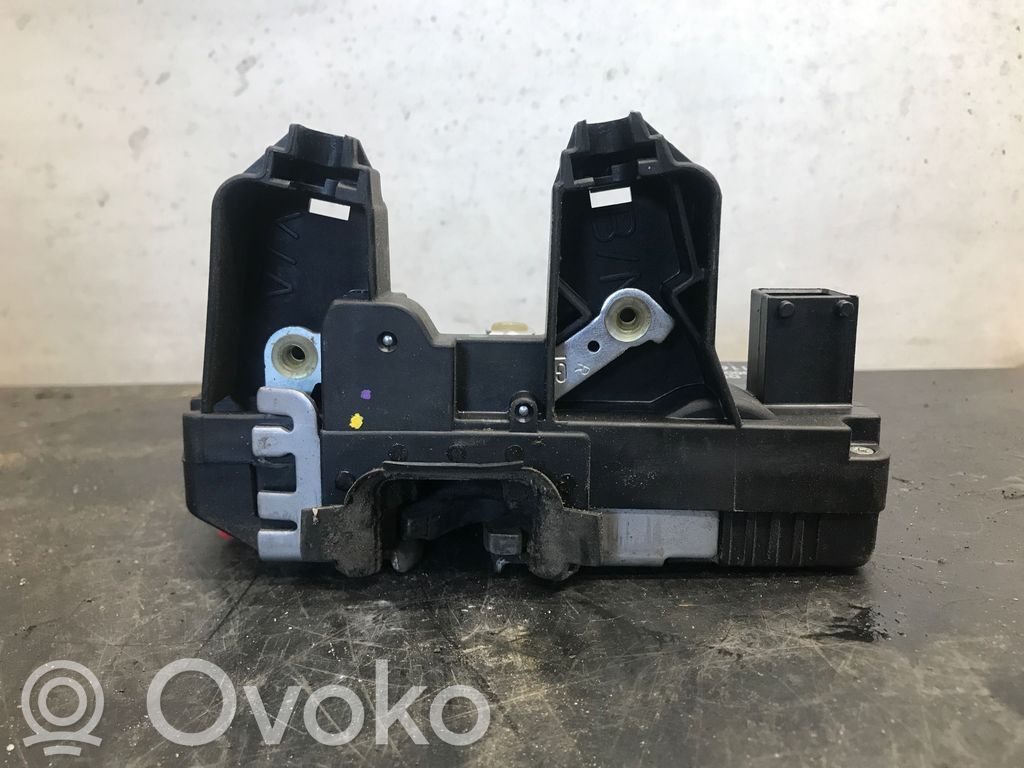 Renault Trafic II (X83) Liukuoven lukko 