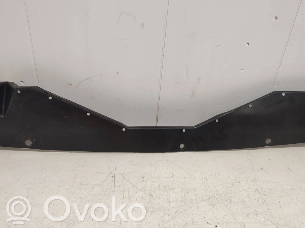 Toyota Verso Osłona tylna podwozia pod zderzak 