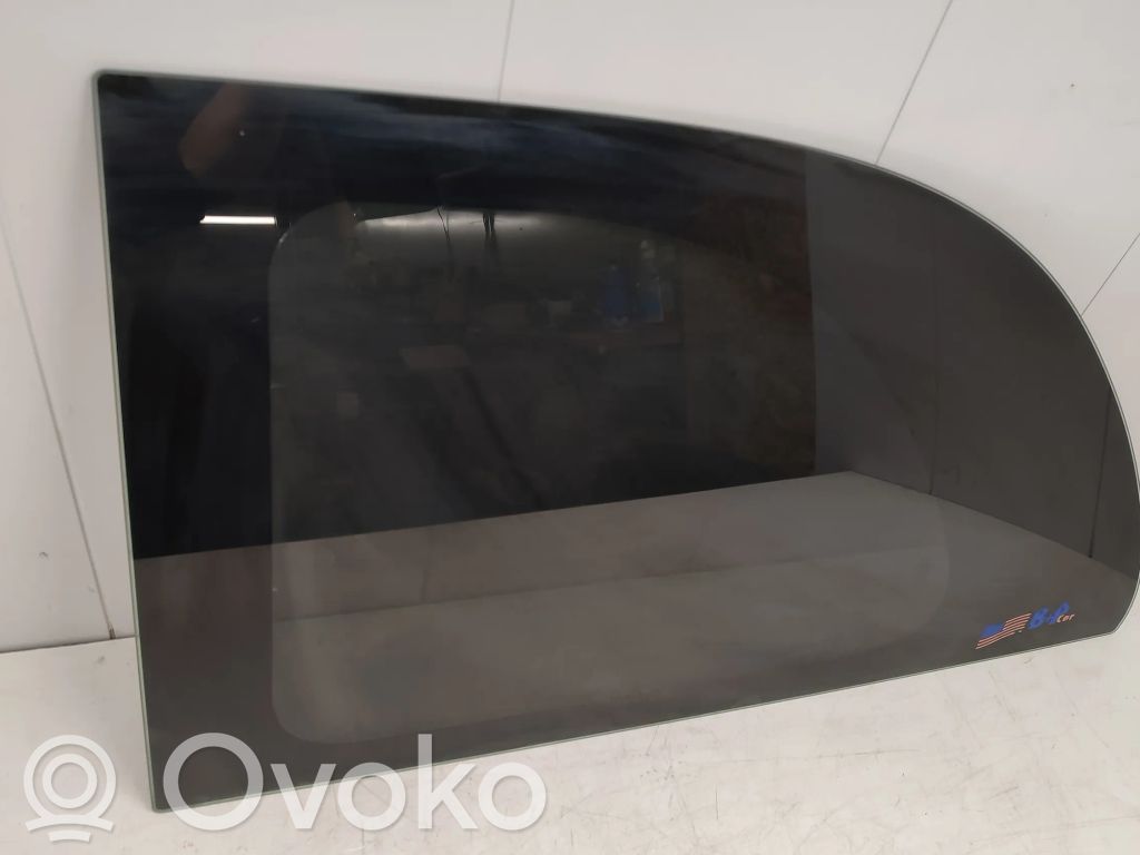 Rear side window