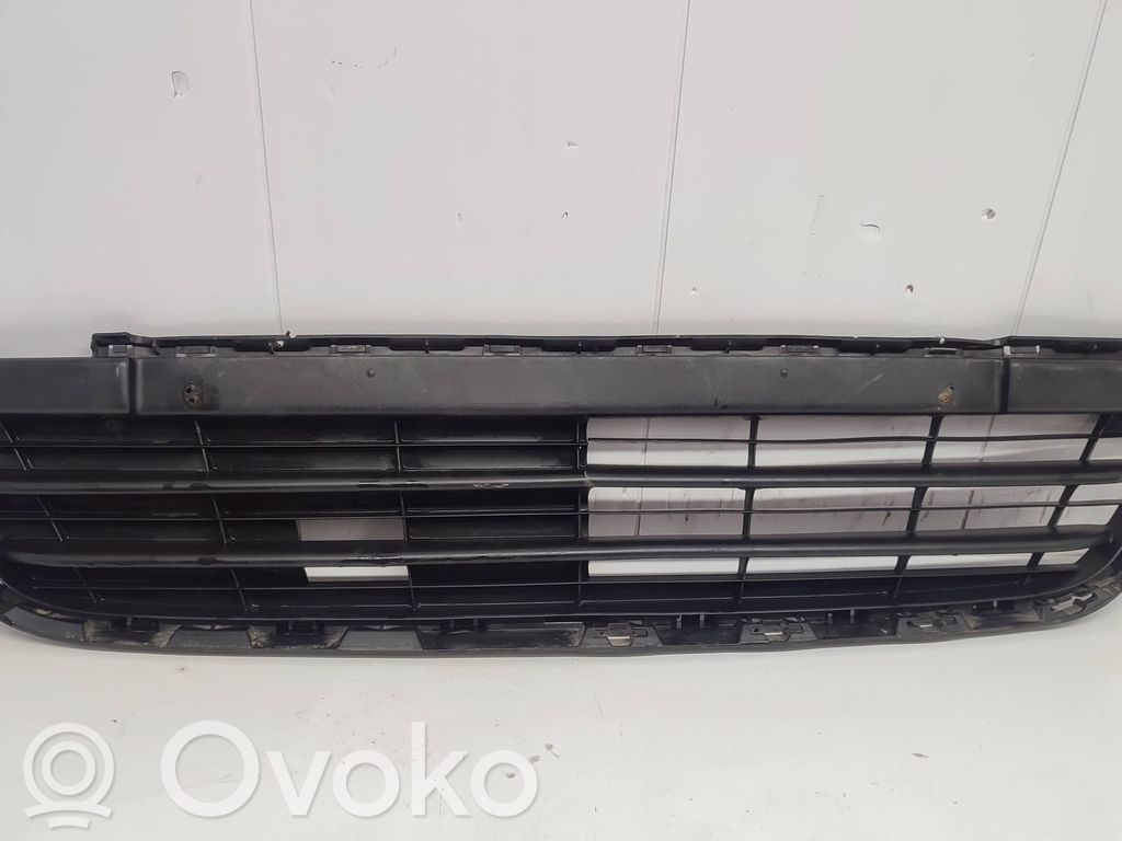 Peugeot 108 Etupuskurin alempi jäähdytinsäleikkö 
