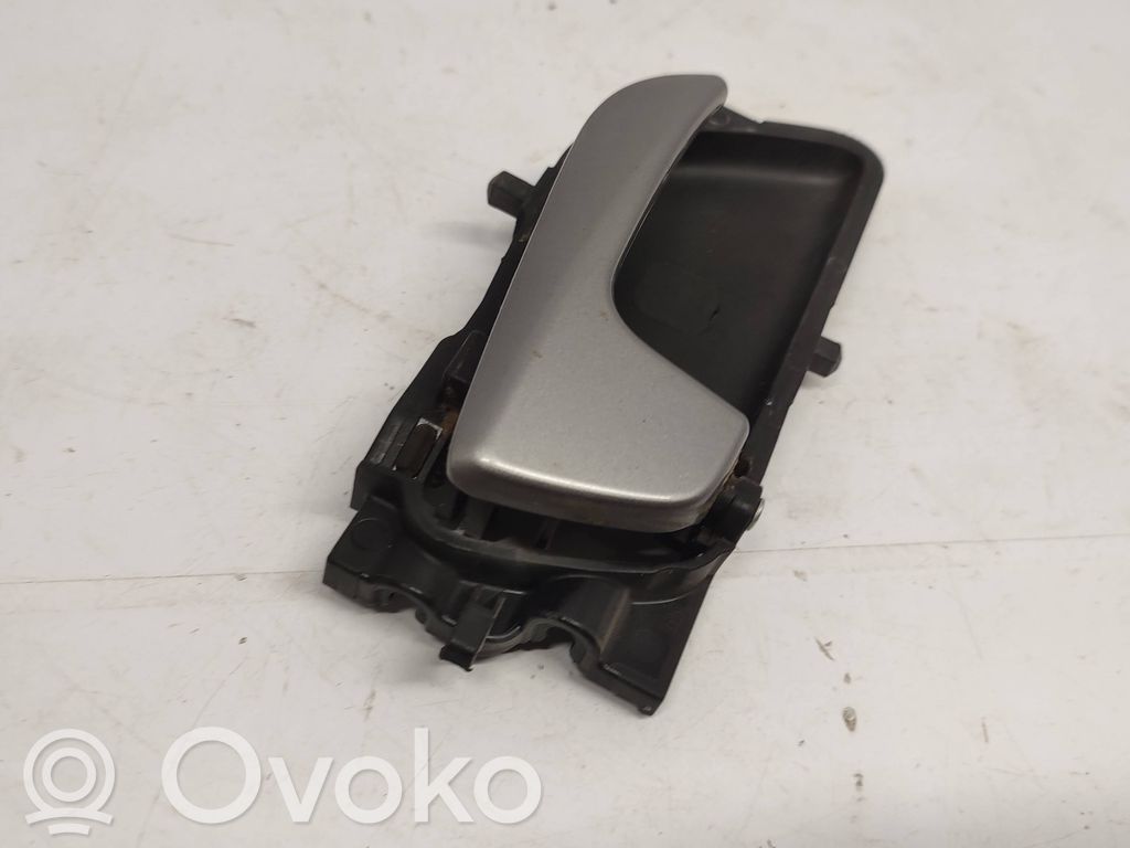 Hyundai i20 (GB IB) Klamka wewnętrzna drzwi tylnych 