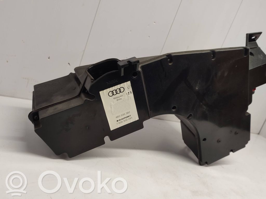 Audi A6 S6 C5 4B Subwoofer 