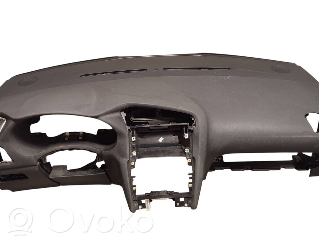 Citroen C4 II Panelis 