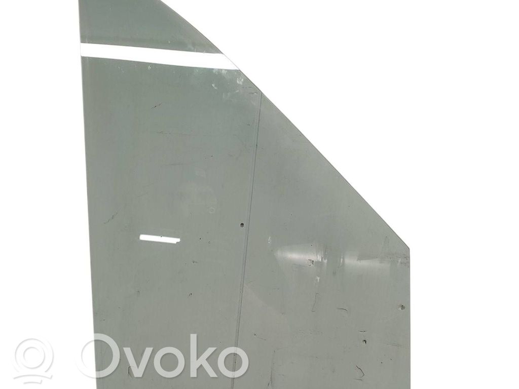 Volkswagen Crafter Front door window glass four-door 