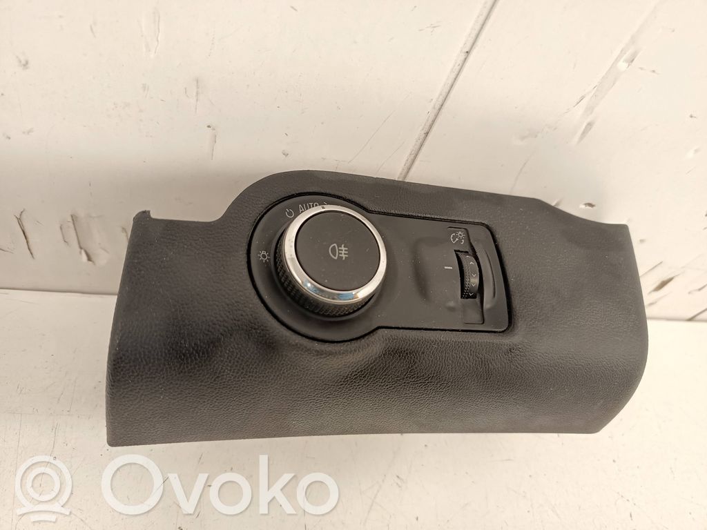 Opel Insignia A Light switch 