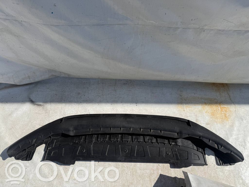 Volkswagen PASSAT B9 Placa protectora/plataforma del parachoques delantero 