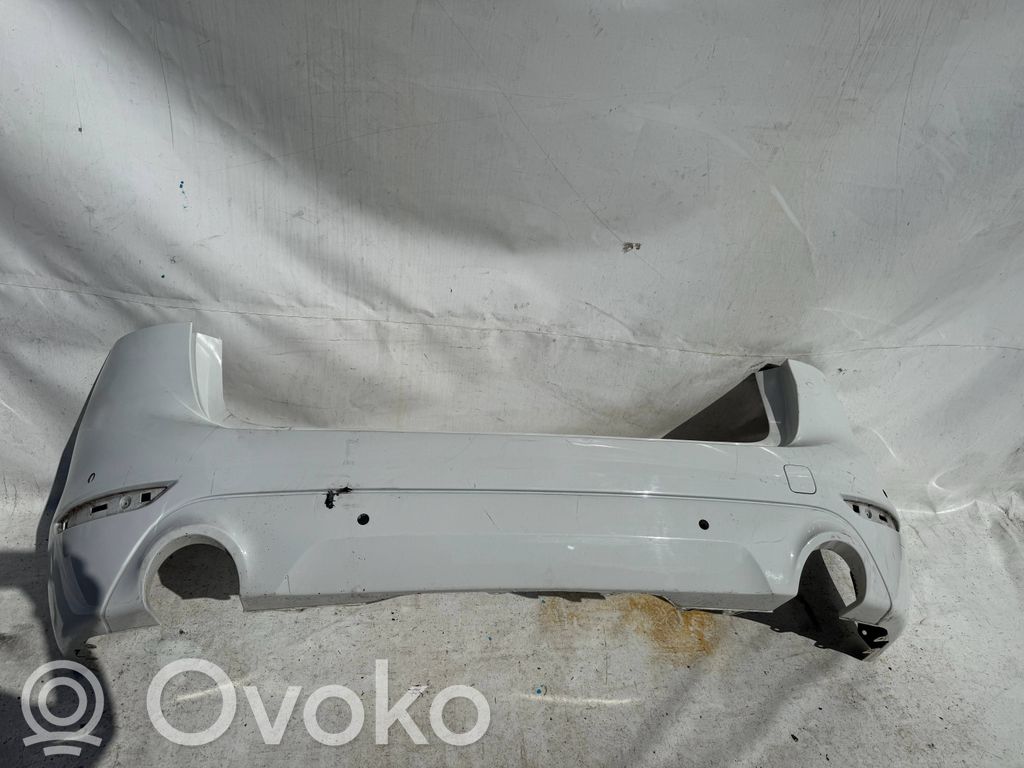 BMW 2 F46 Parachoques 