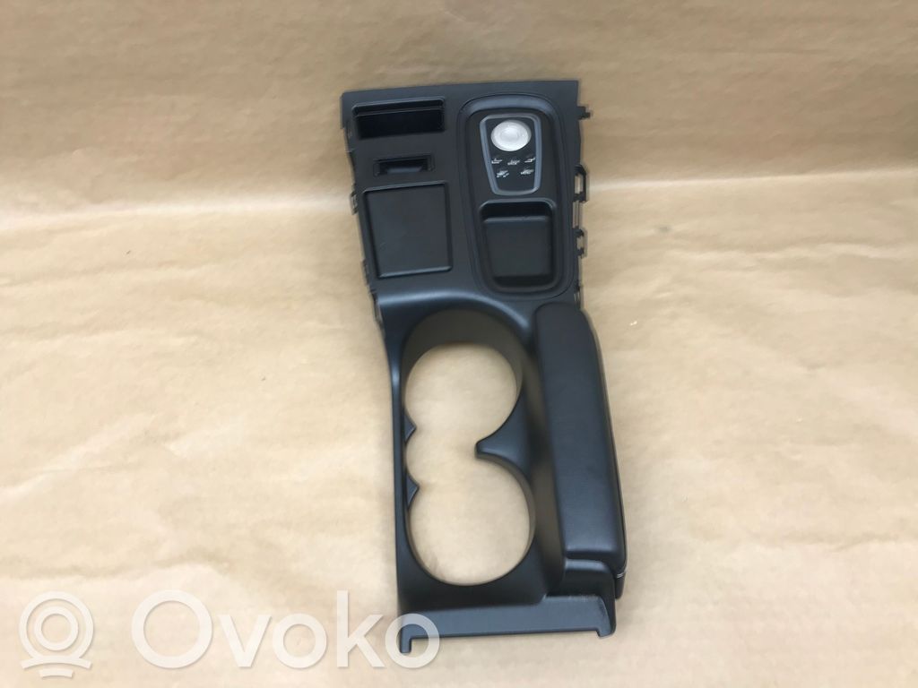 Lexus CT 200H Center console 