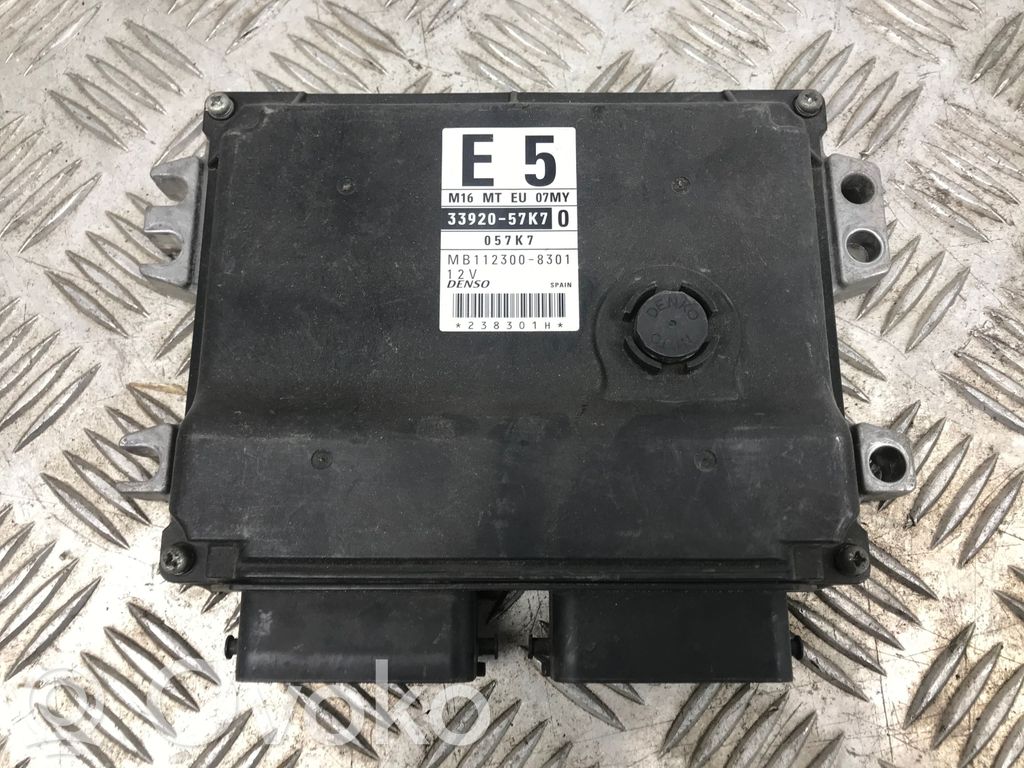 Suzuki Swift I Engine control unit/module 