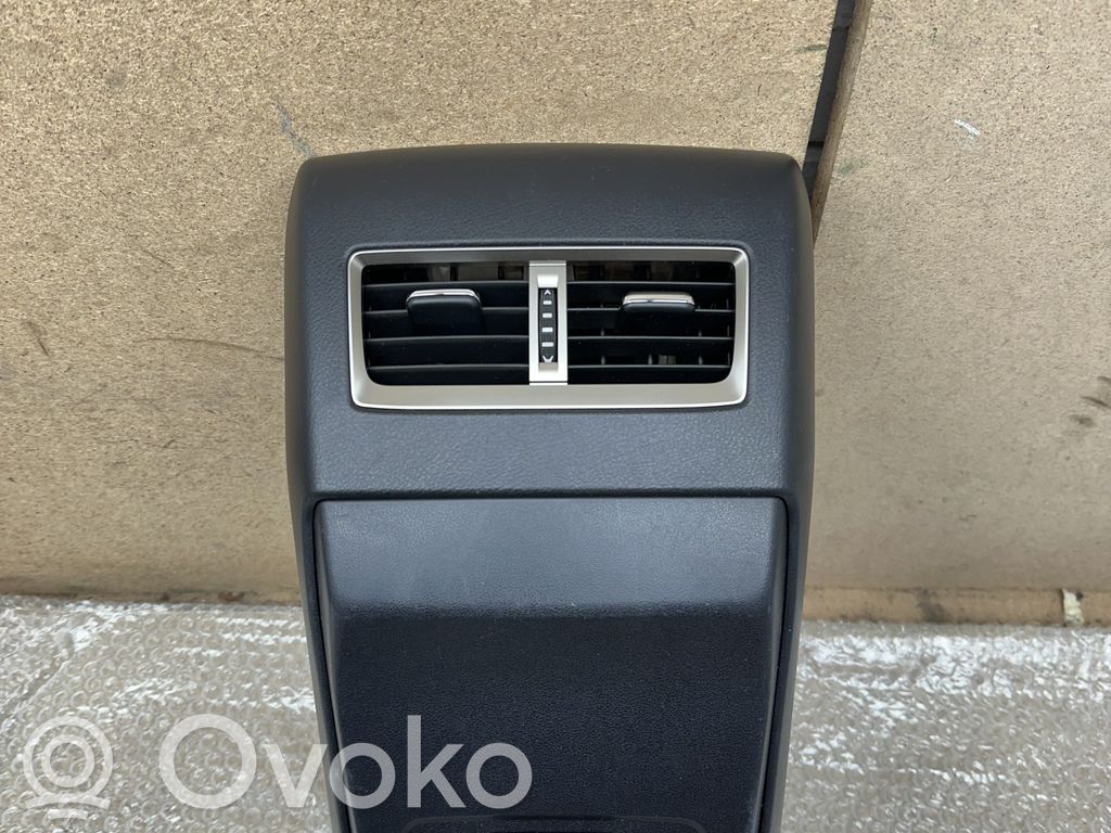 Lexus RX 450H Rear air vent grill 