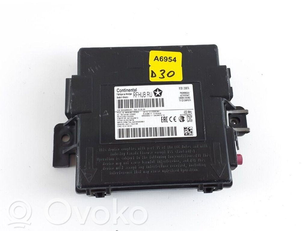 Chrysler Pacifica Beraktės sistemos KESSY (keyless) valdymo blokas/ modulis 