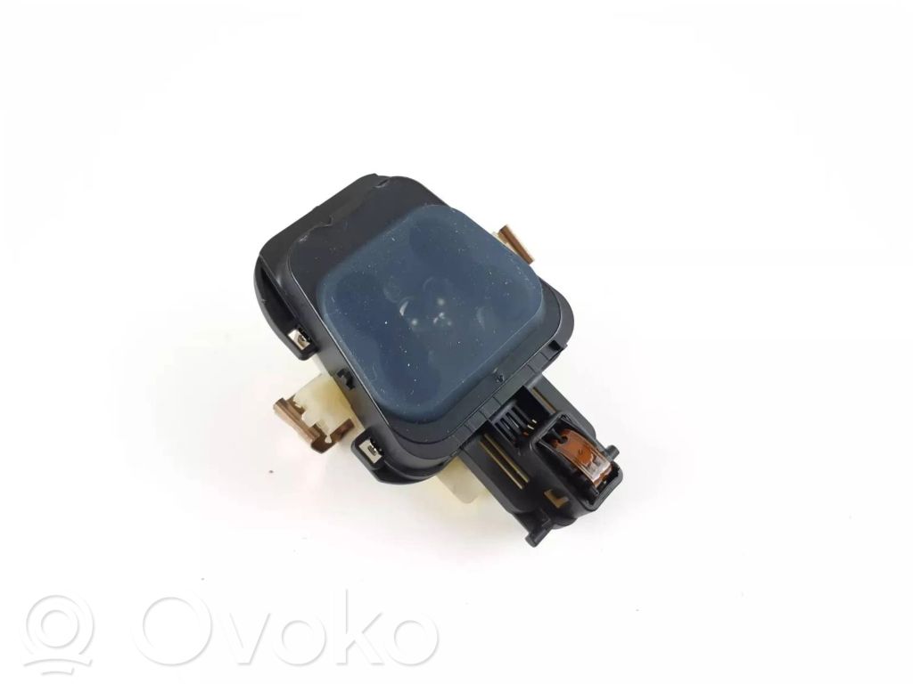 Mercedes-Benz C AMG W205 Sensor de lluvia 