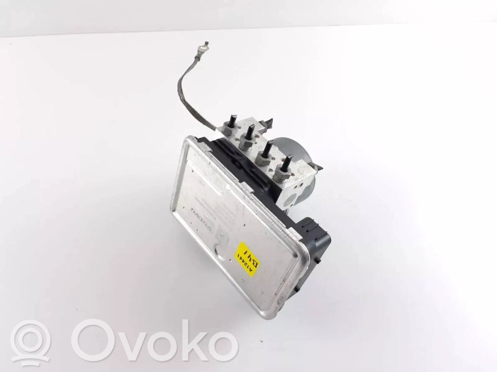 Volvo XC90 ABS Blokas 