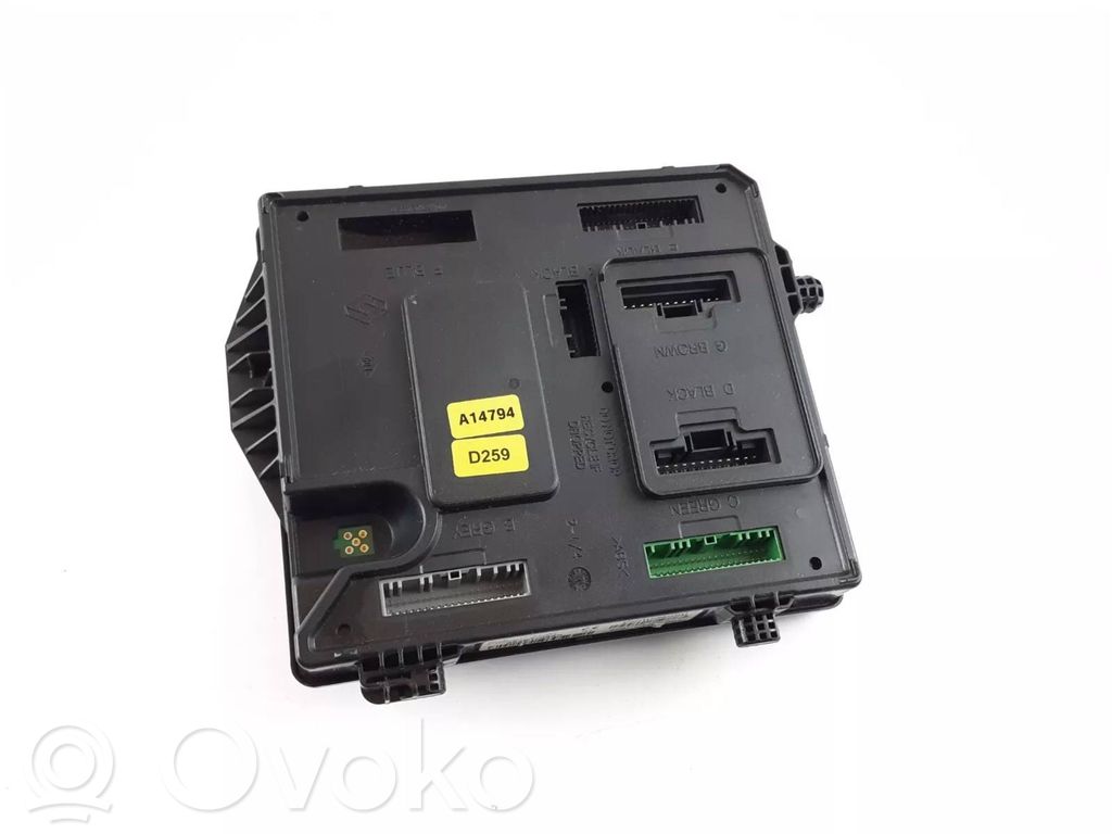 Renault Megane III Comfort/convenience module 