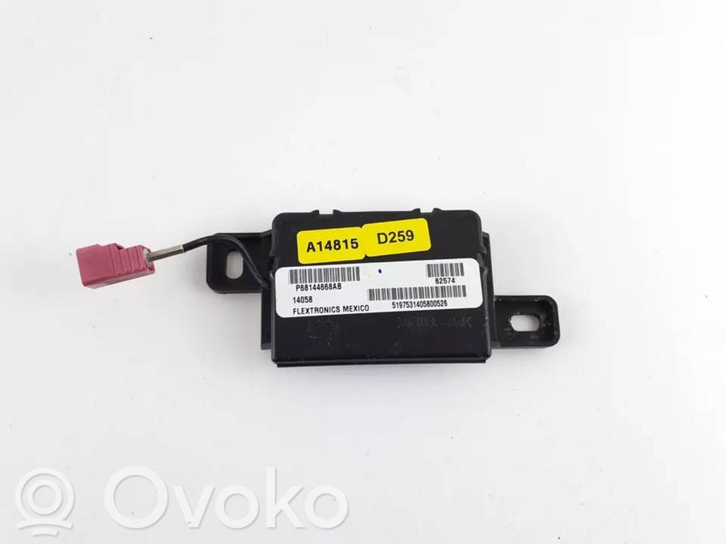 Dodge RAM Antenos stiprintuvas 