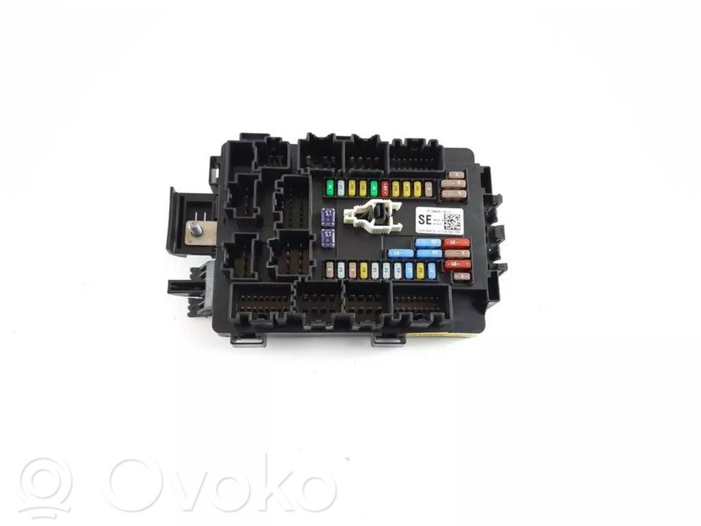 Tesla Model S Fuse module 