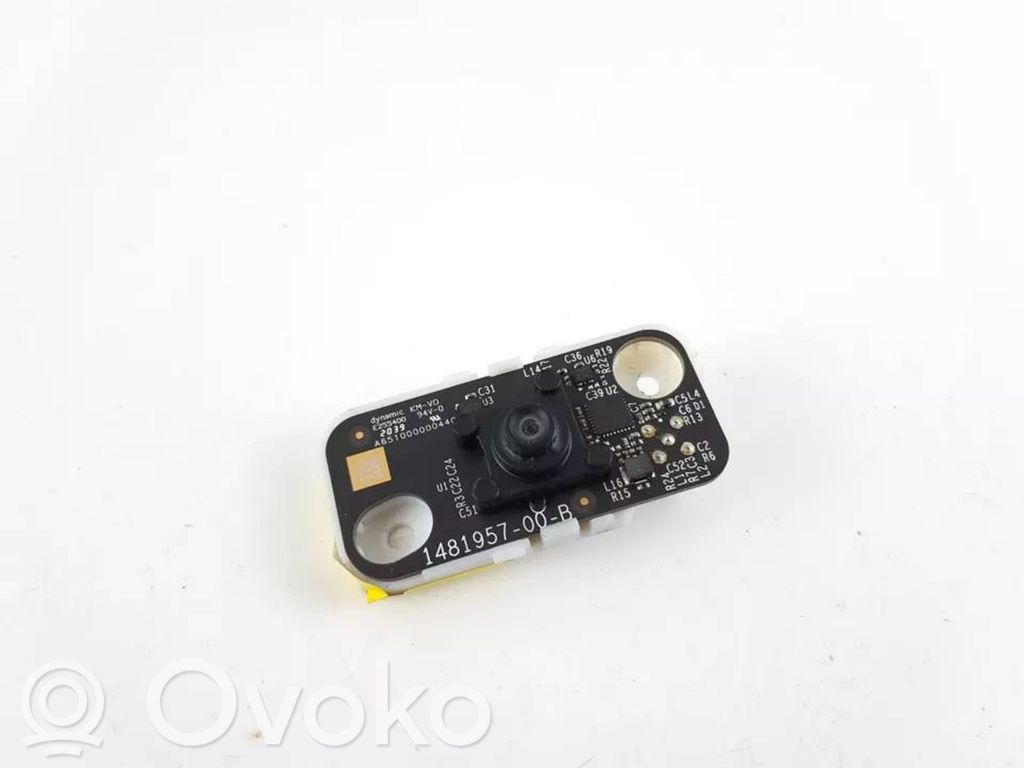 Tesla Model 3 Windshield/windscreen camera 