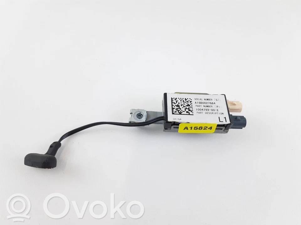 Tesla Model S Antenos stiprintuvas 