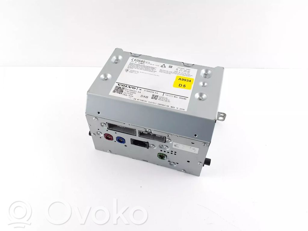Volvo XC90 Radio/CD/DVD/GPS head unit 