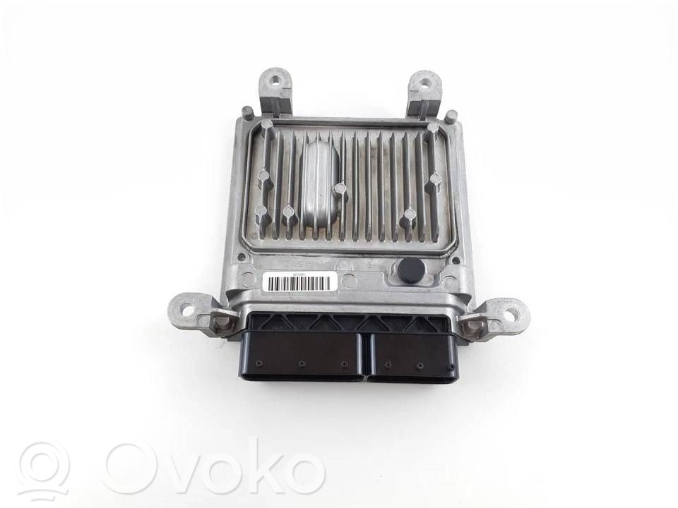Mercedes-Benz C W205 Engine control unit/module 