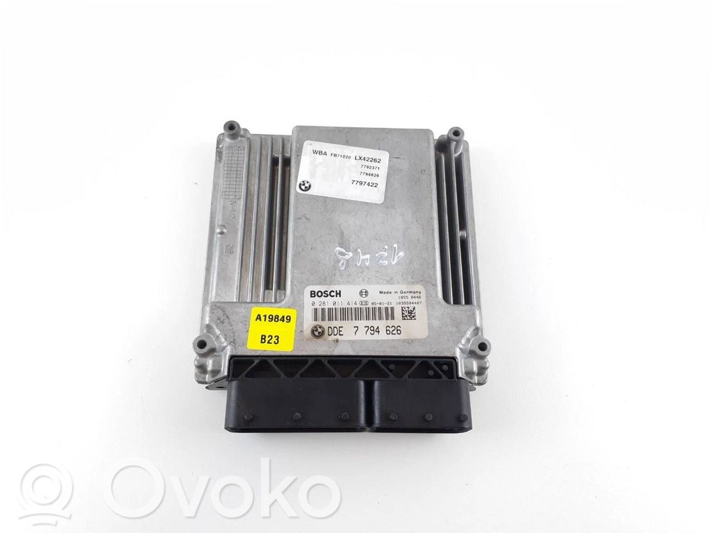 BMW X3 E83 Engine control unit/module 