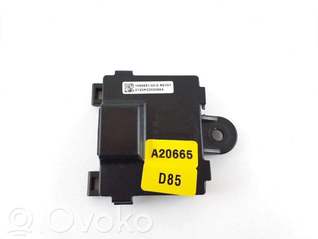 Tesla Model S Door control unit/module 