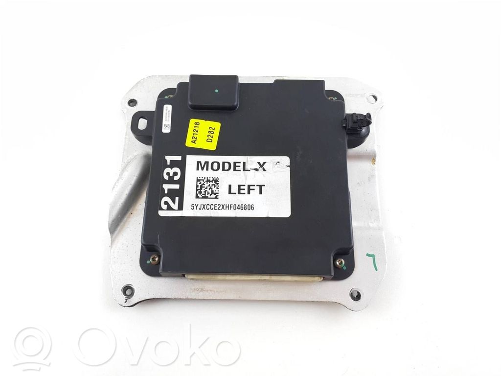 Unidad de control/módulo de la puerta   103722200D