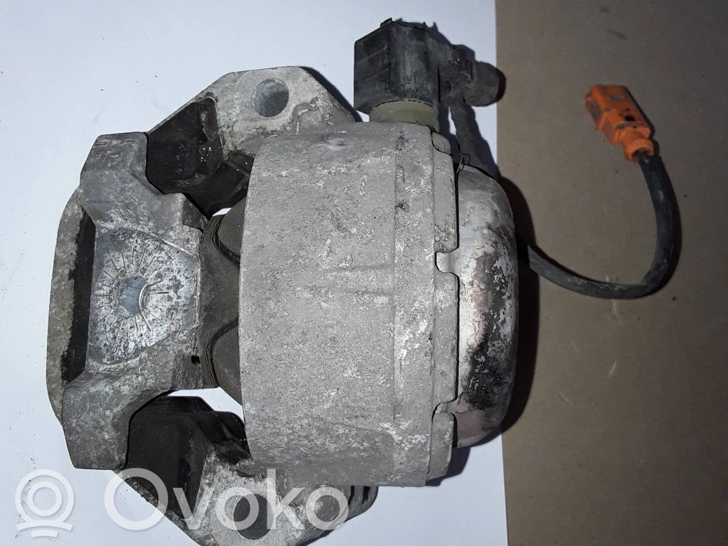 Audi A6 S6 C7 4G Engine mount bracket 